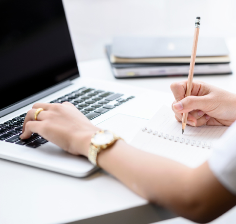 AI活用Web制作・発信支援事業｜株式会社アイシャス